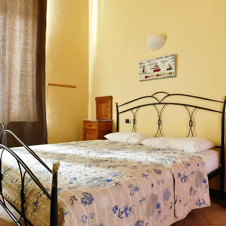 Casa D'epoca, * Levanto